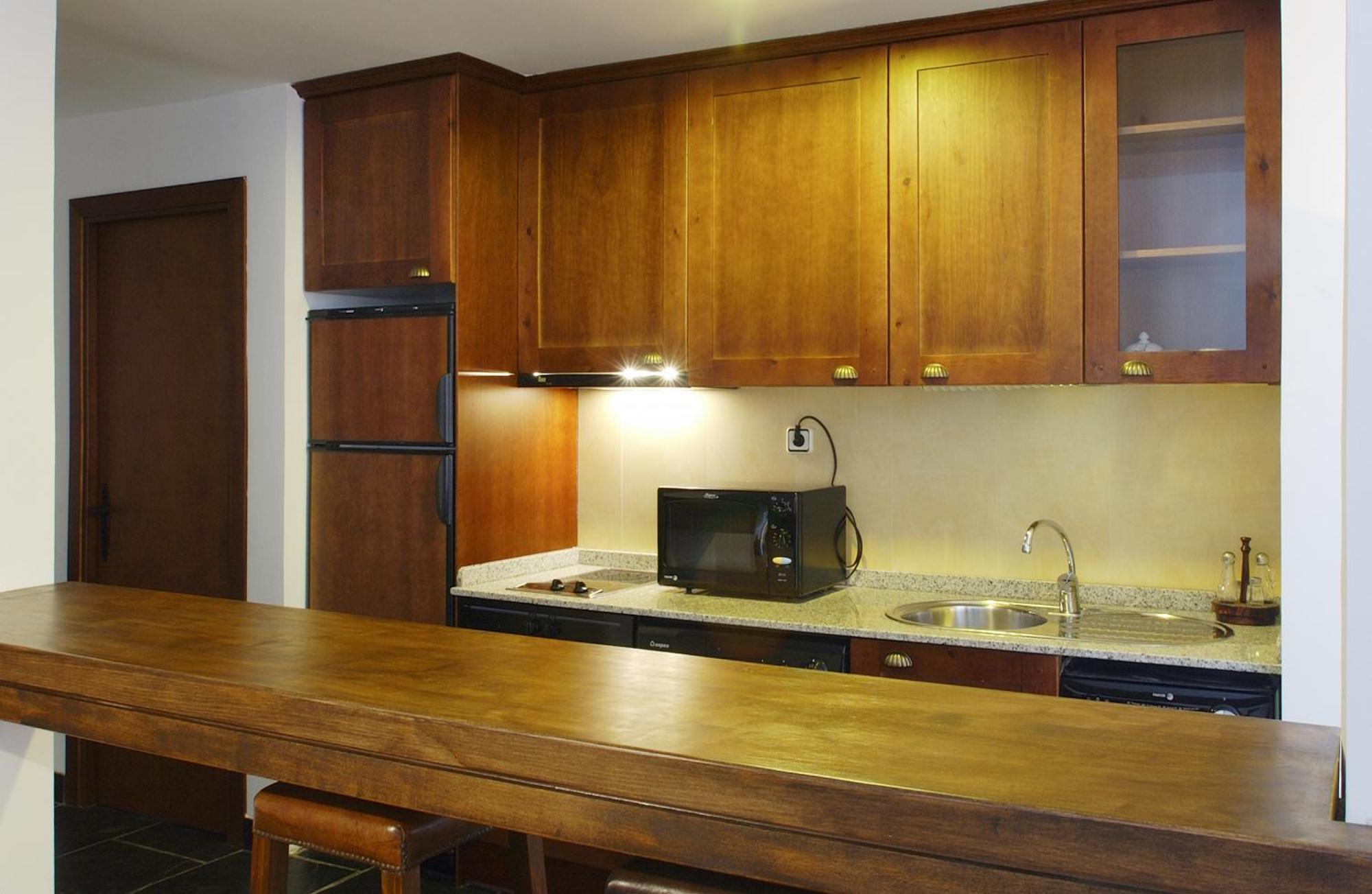 Apartamentos Linsoles Эристе Экстерьер фото