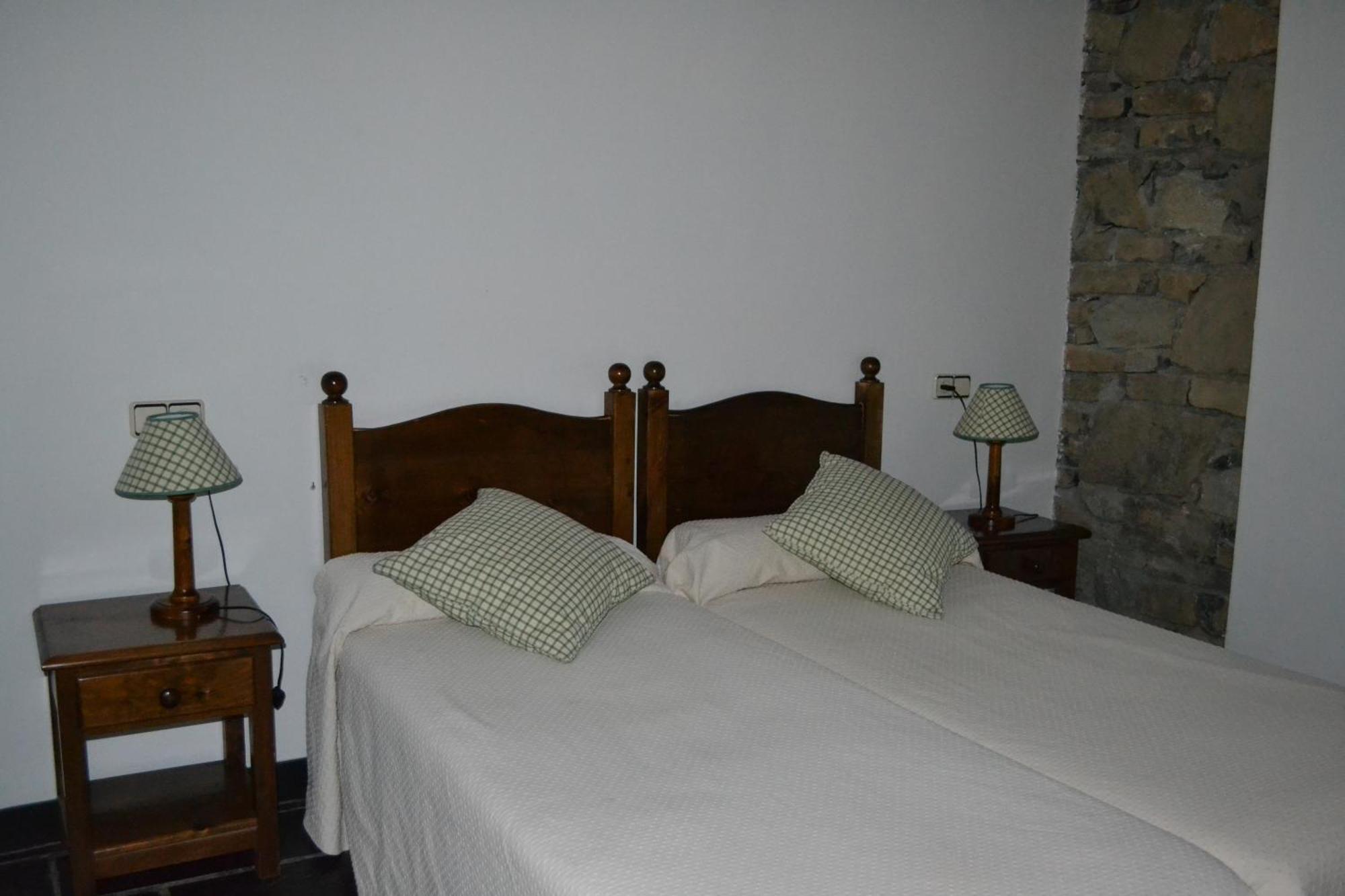Apartamentos Linsoles Эристе Экстерьер фото