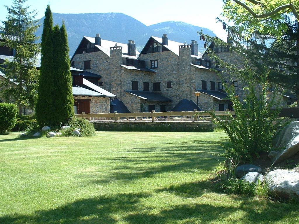 Apartamentos Linsoles Эристе Экстерьер фото