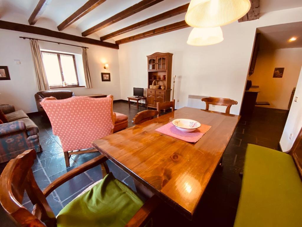 Apartamentos Linsoles Эристе Экстерьер фото