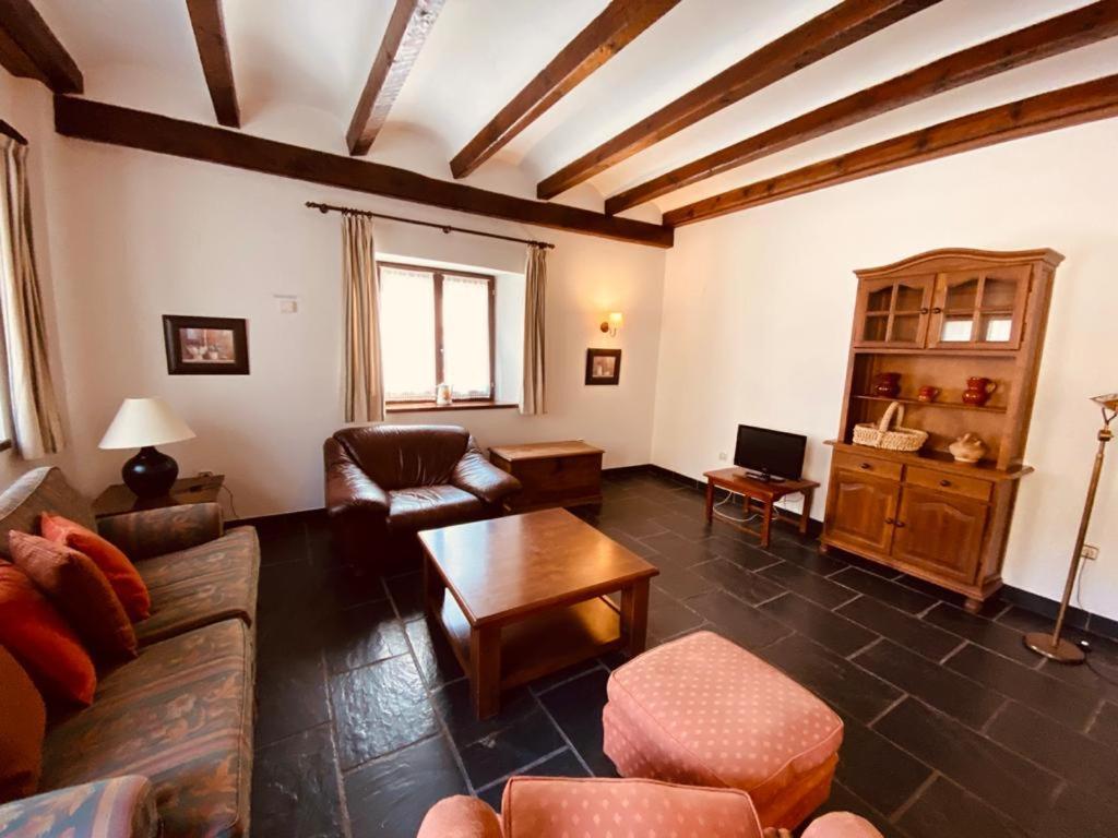 Apartamentos Linsoles Эристе Экстерьер фото