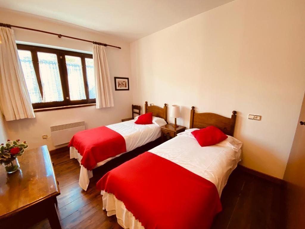 Apartamentos Linsoles Эристе Экстерьер фото